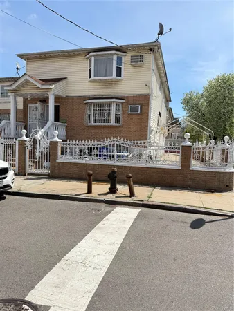 $2,800 | 143-04 105th Avenue | Jamaica