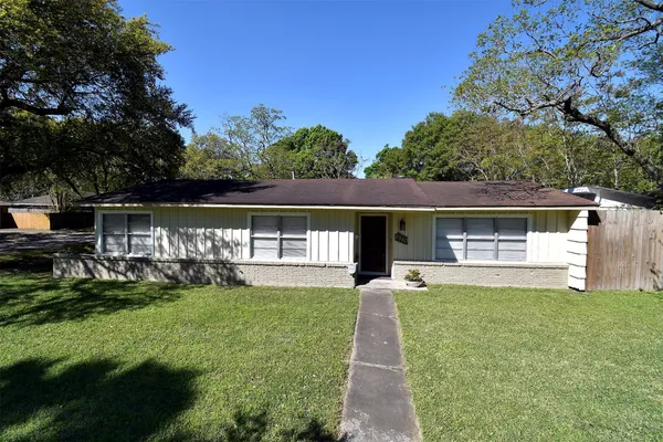 $199,999 | 8510 Robindell Drive, Houston, TX 77074