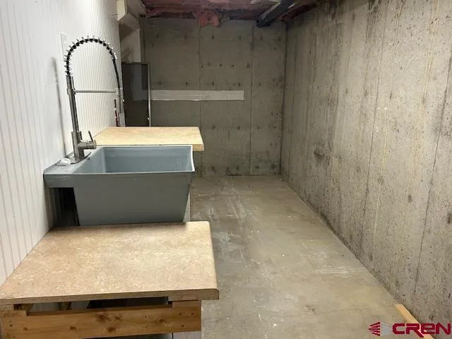 $559,000 | 21905 North Road, Eckert, CO 81418