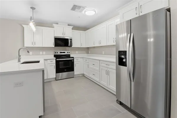 $2,100 | 45 Southeast 15th Terrace, Ocala, FL 34471