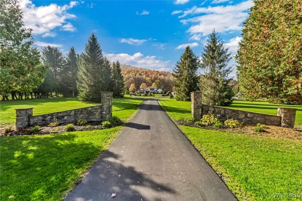 $400,000 | 9811 Deer Creek Road, Genesee, NY 14770
