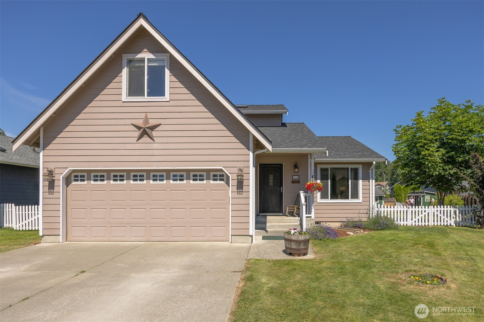 323 Wilson Lane Sumas, WA 98295 - Photo 1 of 40