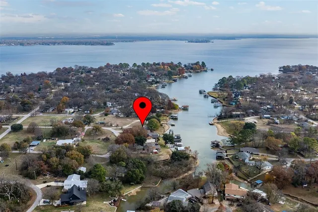 $330,000 | 1320 Villa Bay, Tool, TX 75143