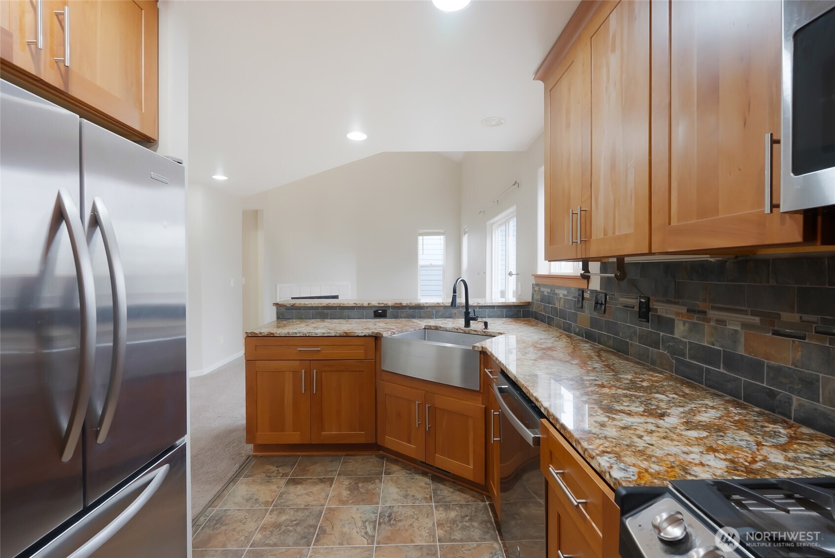 833 Blueberry Lane Bellingham, WA 98229 - Photo 13 of 38