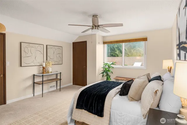 $406,000 | 24613 13th Avenue South, Des Moines, WA 98198