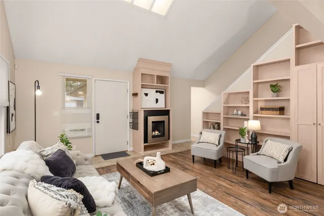 $406,000 | 24613 13th Avenue South, Des Moines, WA 98198