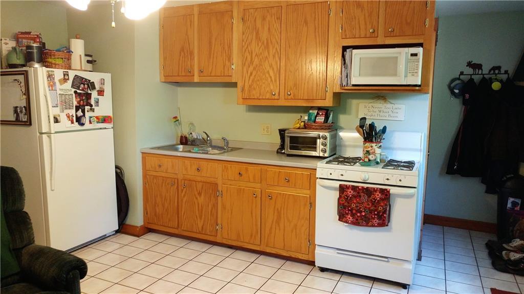 541 Upper E Pond Road Nobleboro, ME 04555 - Photo 18 of 23 Kitchen space in the apartment