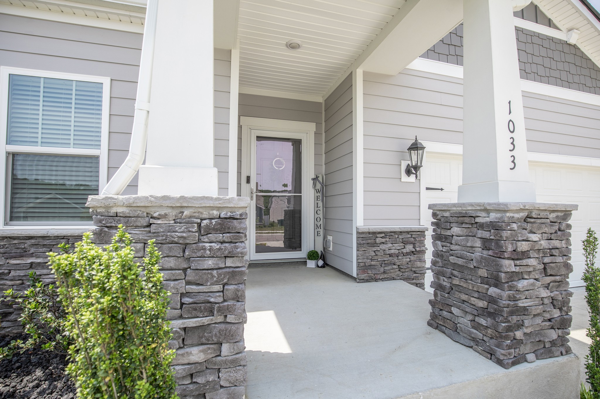 1033 Holland Ridge Way Lebanon, TN 37090 - Photo 3 of 19 Gallery Image 3