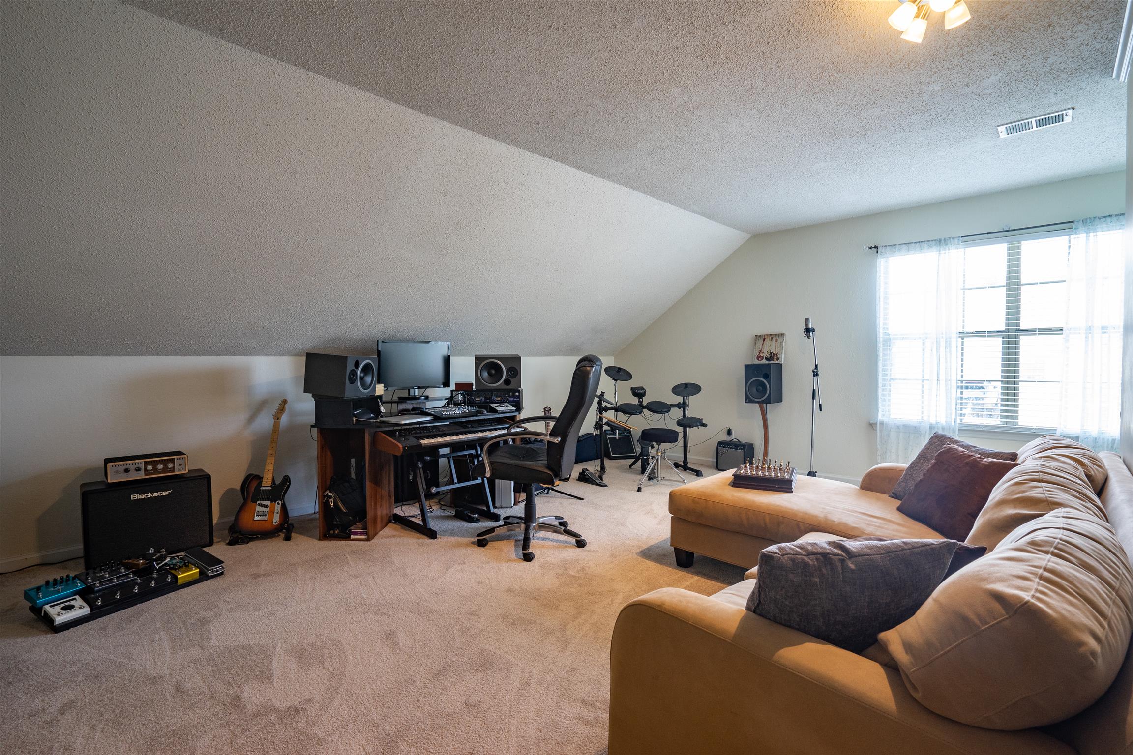 4002 Amber Way Spring Hill, TN 37174 - Photo 19 of 21 a living room with furniture and a window