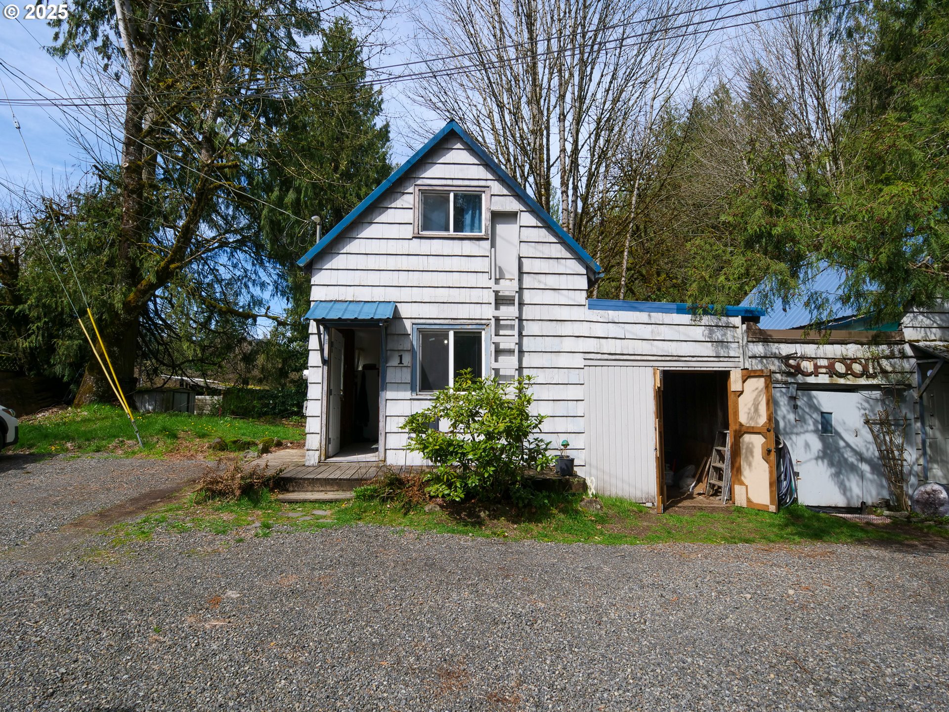 69947 East E Highway, Unit 1 Rhododendron, OR 97049 - Photo 2 of 25