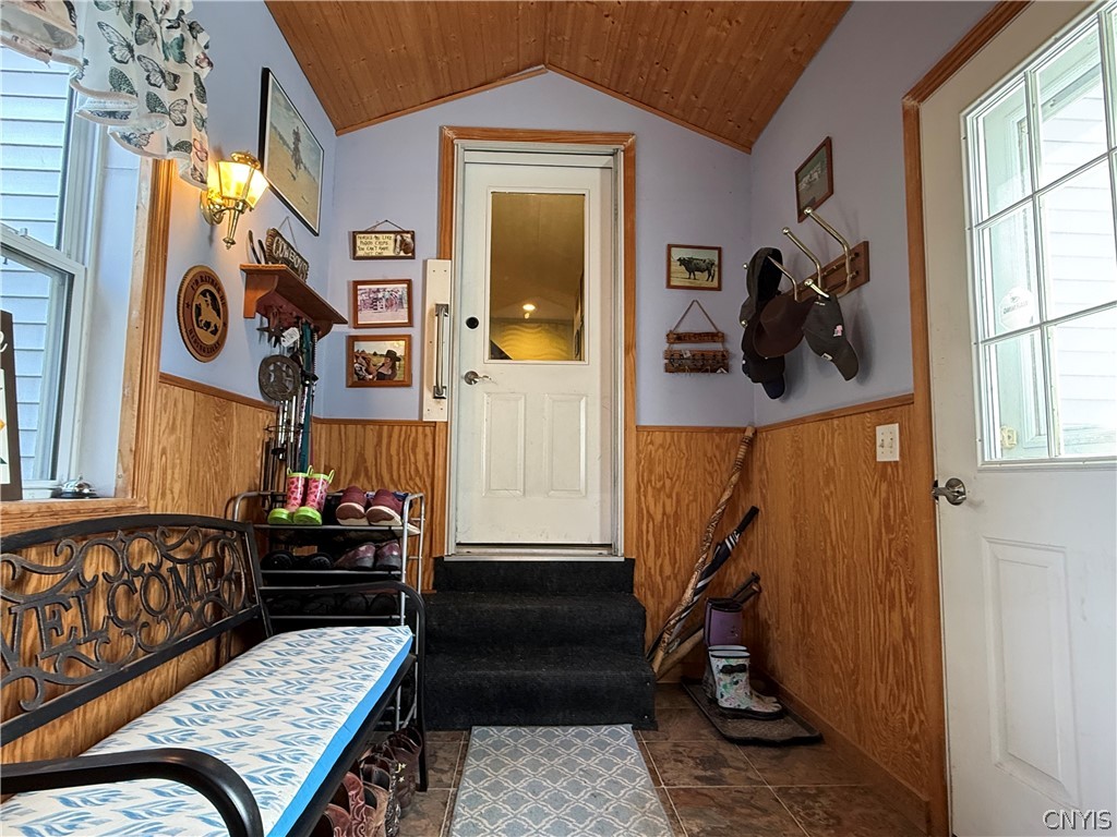 4881 Goff Road Smithfield, NY 13408 - Photo 23 of 37 mud room