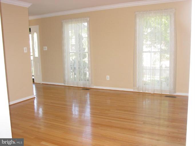1907 Castle Road Forest Hill, MD 21050 - Photo 6 of 16 Living Room