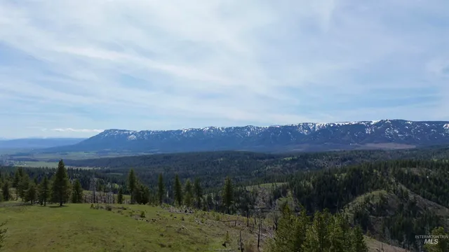 $2,950,000 | 204 Elgin Or 97827, Summerville, OR 97876