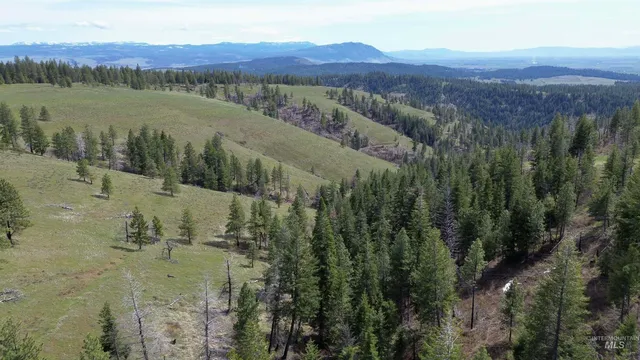 $2,950,000 | 204 Elgin Or 97827, Summerville, OR 97876