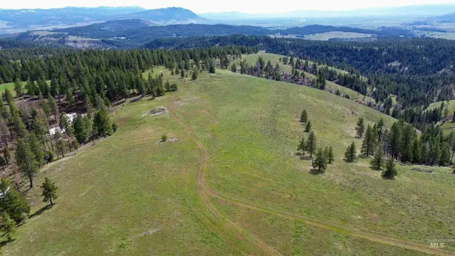 $2,950,000 | 204 Elgin Or 97827, Summerville, OR 97876