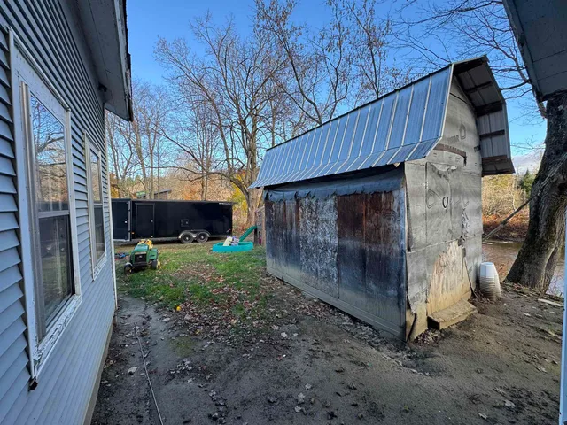 $225,000 | 94-112 River Road West, Johnson, VT 05656