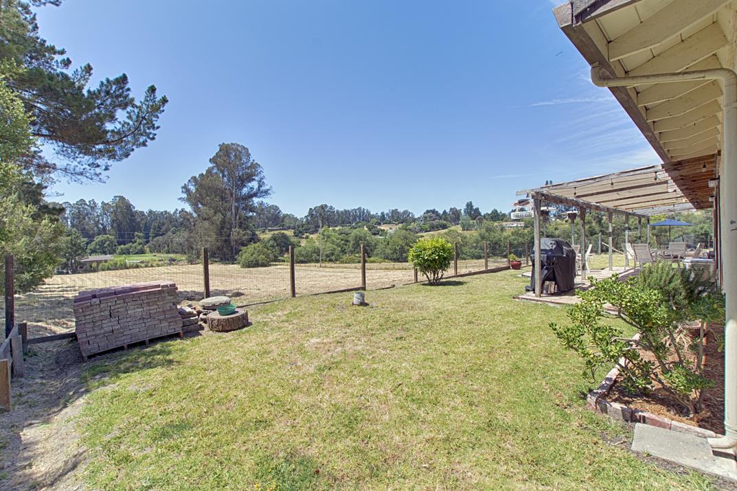 171 Pioneer Road Watsonville, CA 95076 - Photo 4 of 15 Gallery Image 4