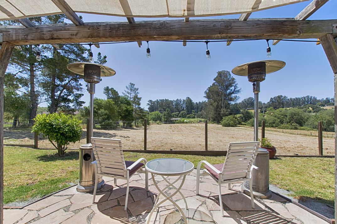 171 Pioneer Road Watsonville, CA 95076 - Photo 5 of 15 Gallery Image 5