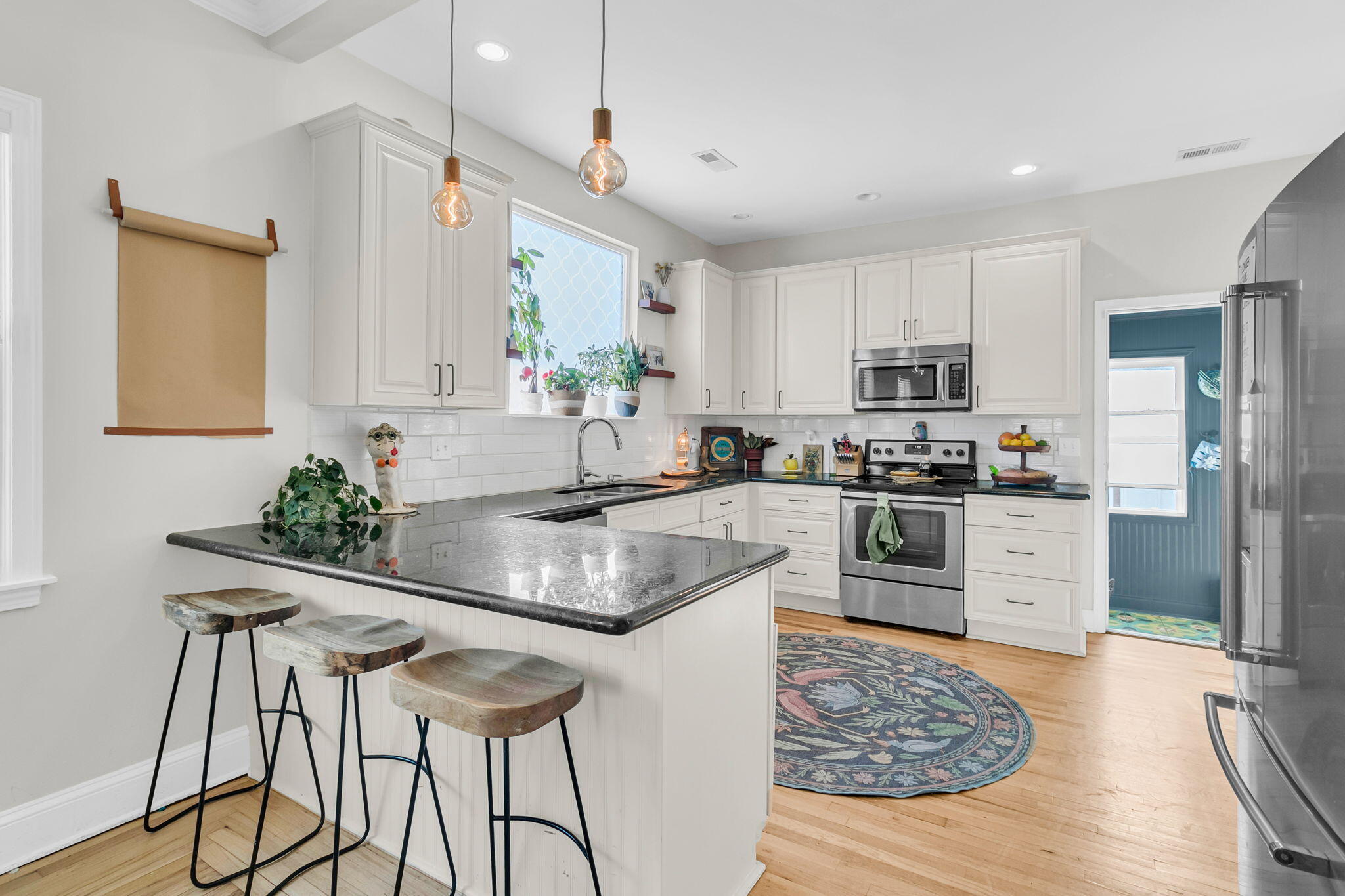 119 Simons Street Charleston, SC 29403 - Photo 16 of 37 CREM - 119 Simons St-54