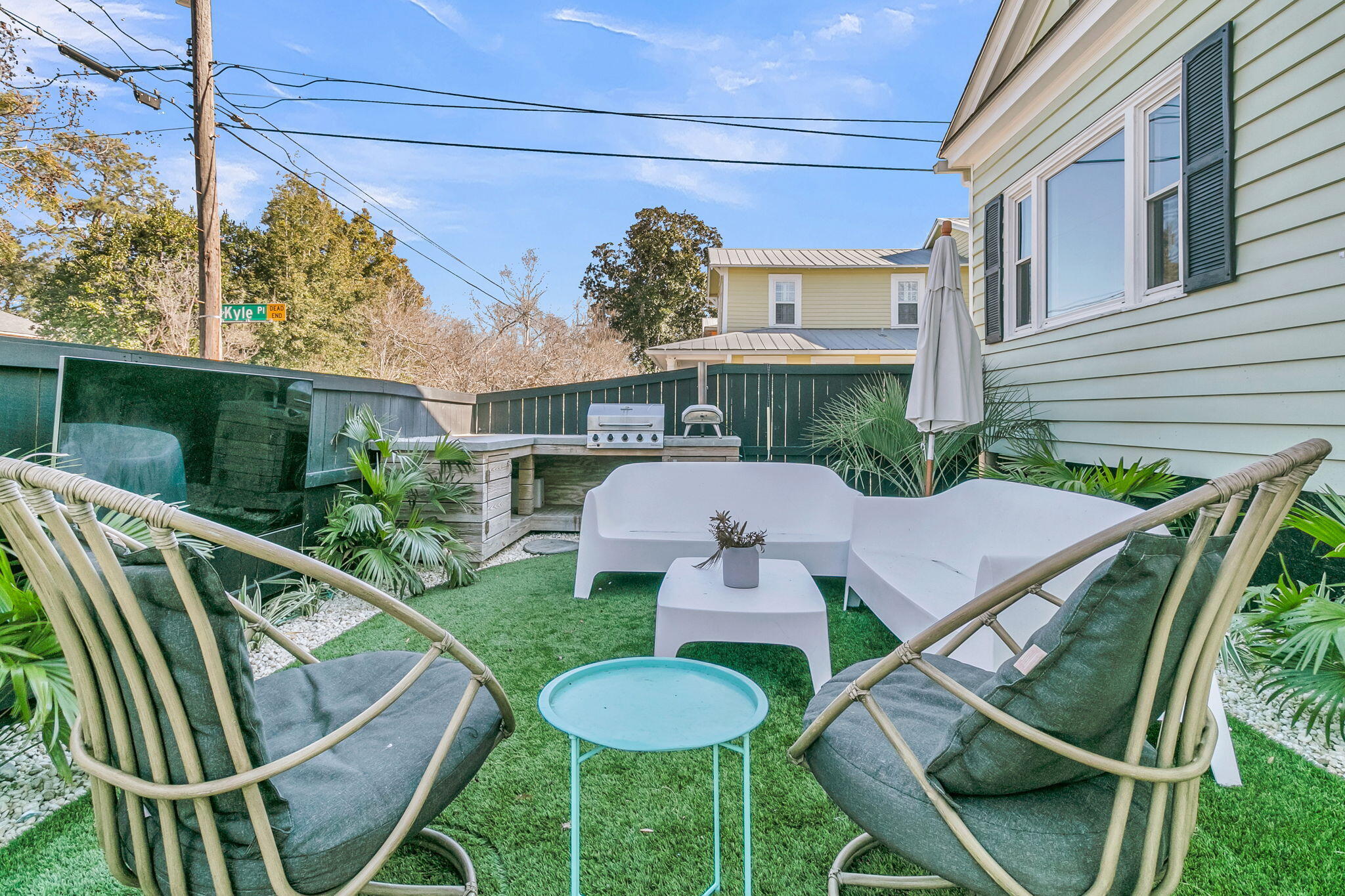 119 Simons Street Charleston, SC 29403 - Photo 5 of 37 CREM - 119 Simons St-14