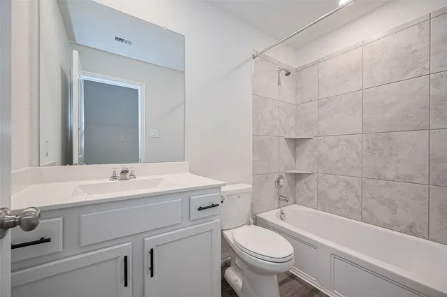 $319,786 | 20231 Creekdale Bend Drive, Cypress, TX 77433