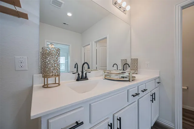 $319,786 | 20231 Creekdale Bend Drive, Cypress, TX 77433