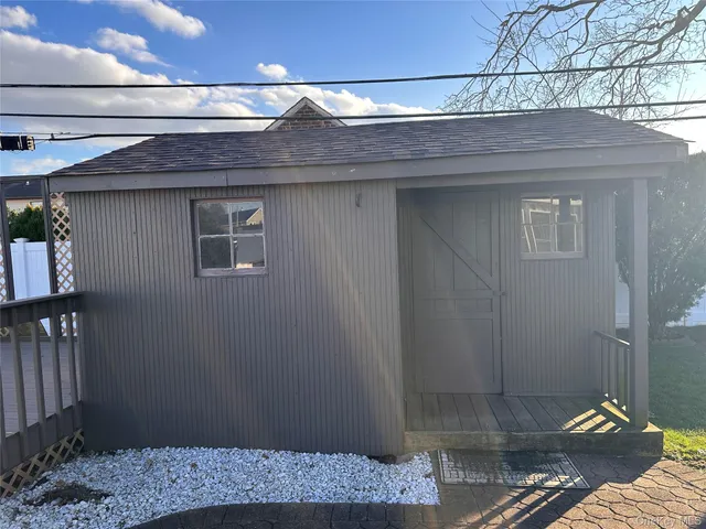 $4,499 | 2480 Fir Court, East Meadow, NY 11554