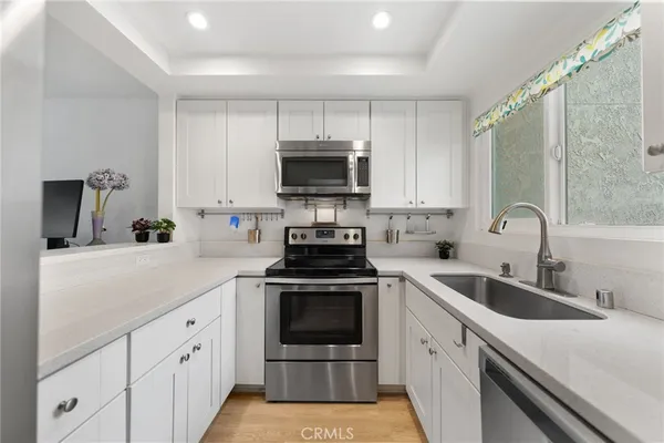 $529,000 | 23341 La Glorieta, Unit B, Mission Viejo, CA 92691