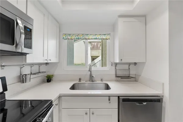 $529,000 | 23341 La Glorieta, Unit B, Mission Viejo, CA 92691