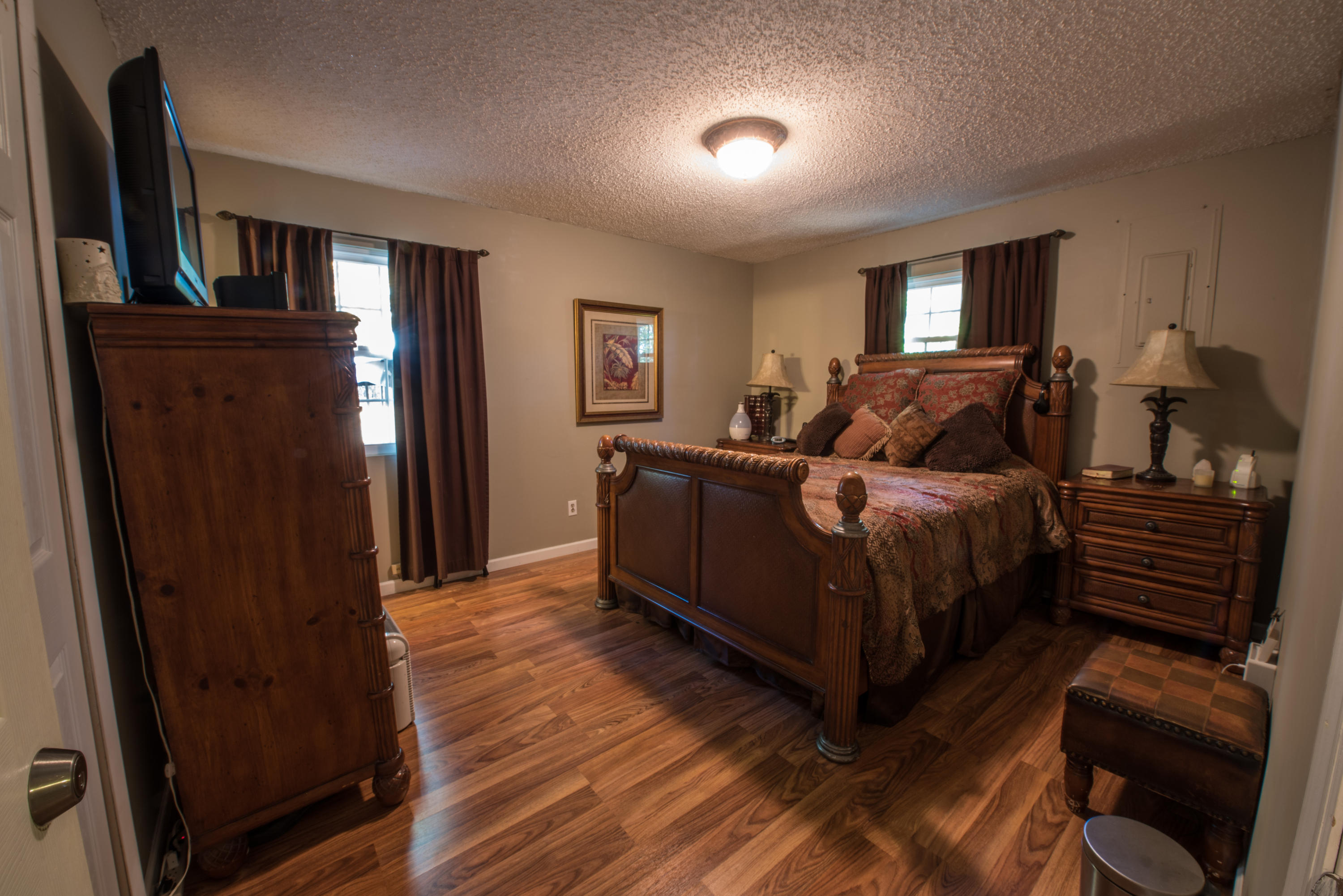 8819 Igou Gap Road Chattanooga, TN 37421 - Photo 3 of 24 Master Bedroom