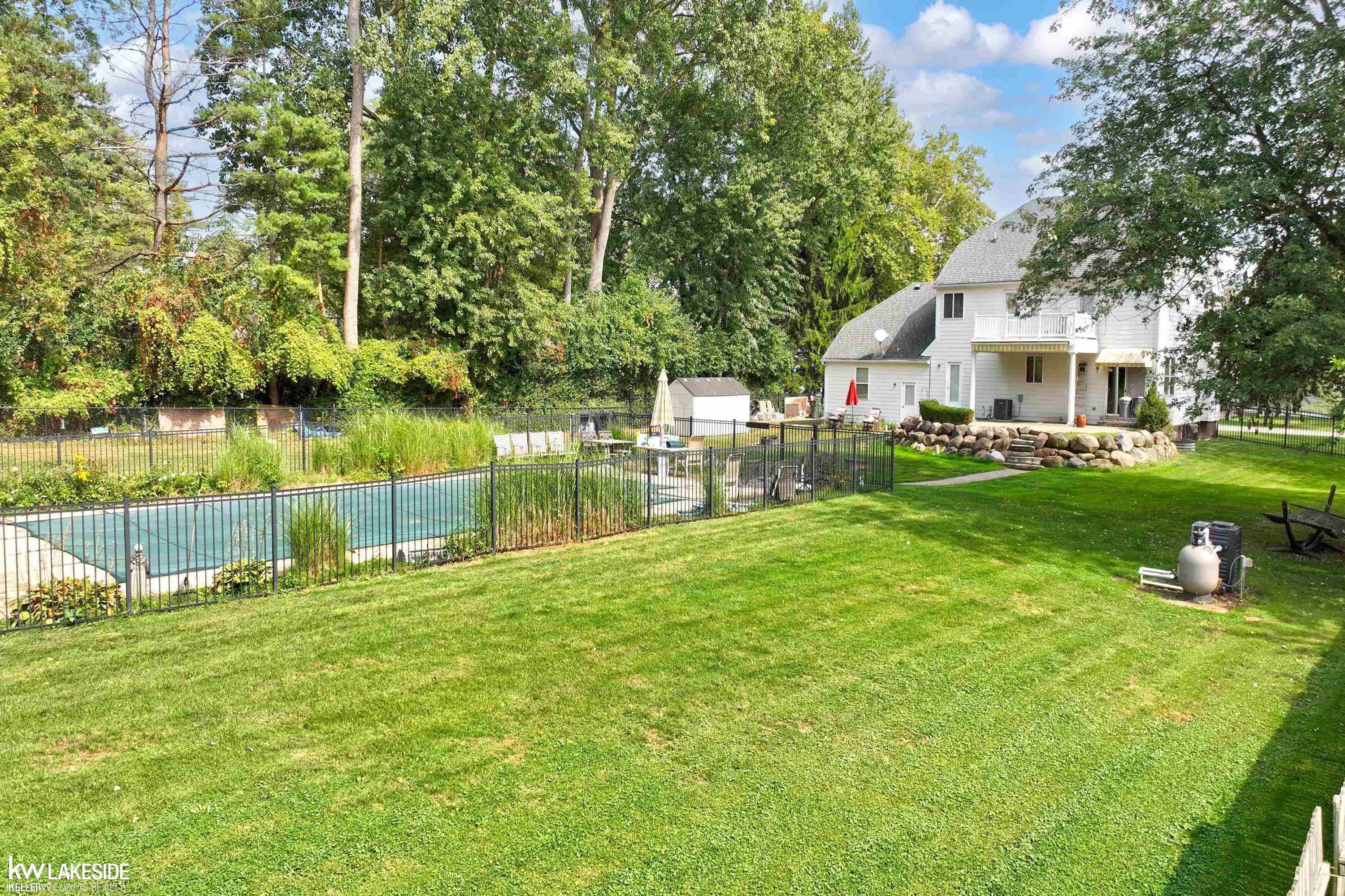 2770 Hickory Lawn Road Rochester Hills, MI 48307 - Photo 18 of 27