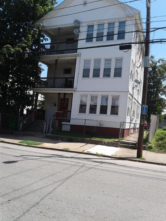 428 Prairie Avenue Providence, RI 02905 - Photo 1 of 8 Gallery Image 1