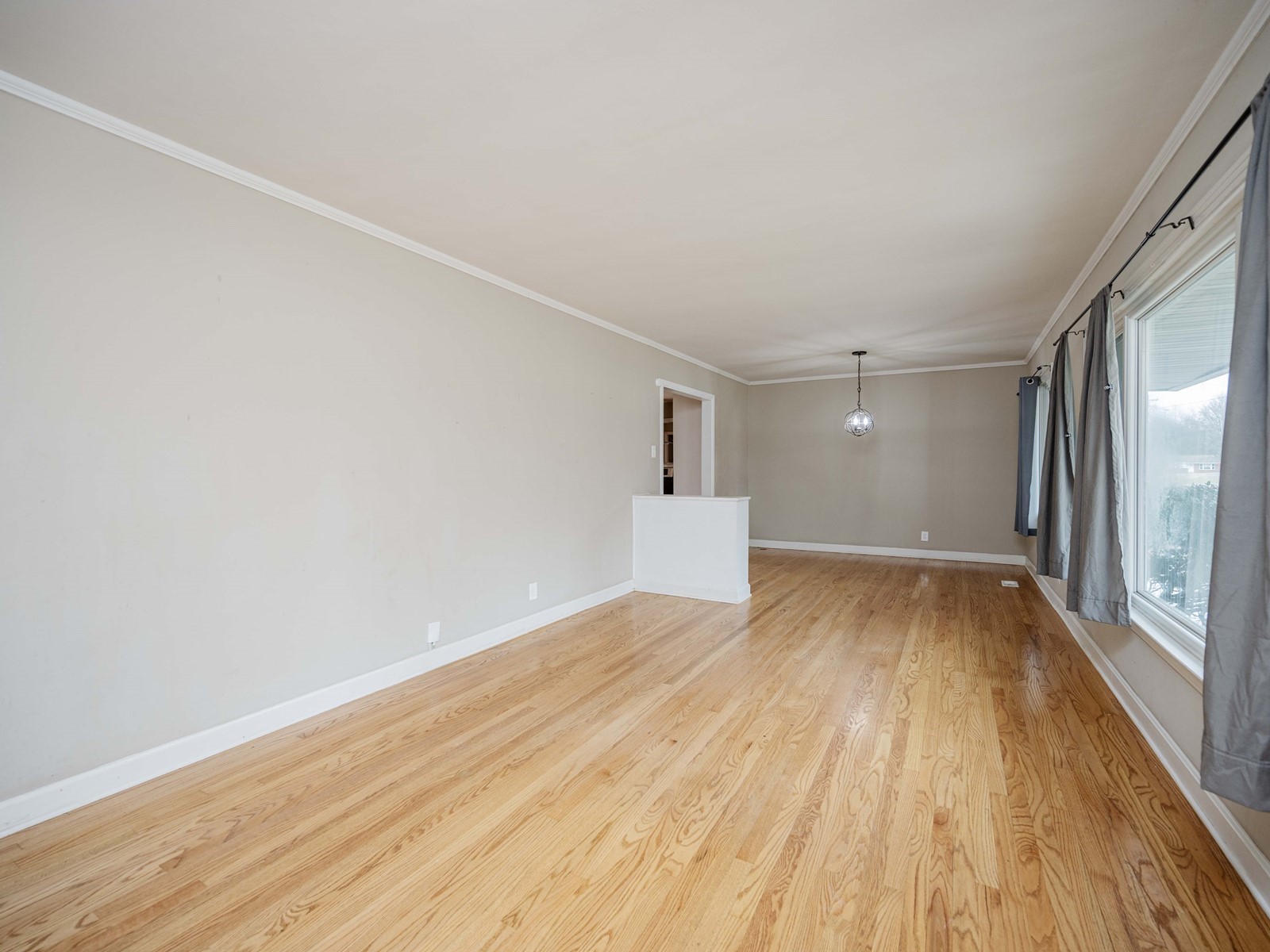1611 White Boulevard Murfreesboro, TN 37129 - Photo 5 of 30 a view of empty room with wooden floor