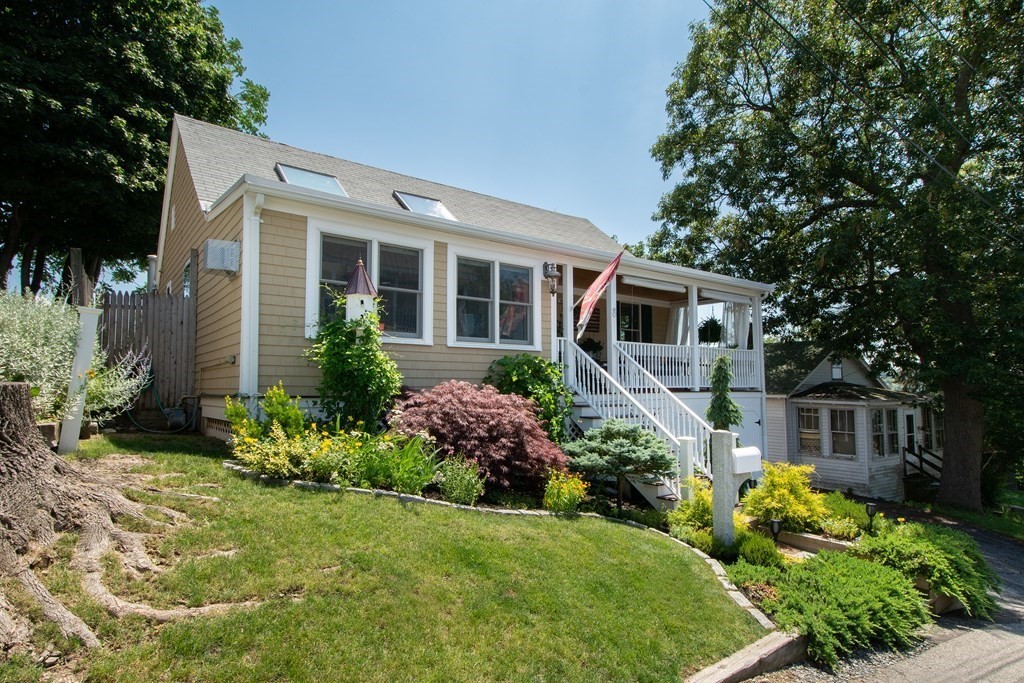 8 Merrill Road Hull, MA 02045 - Photo 2 of 42