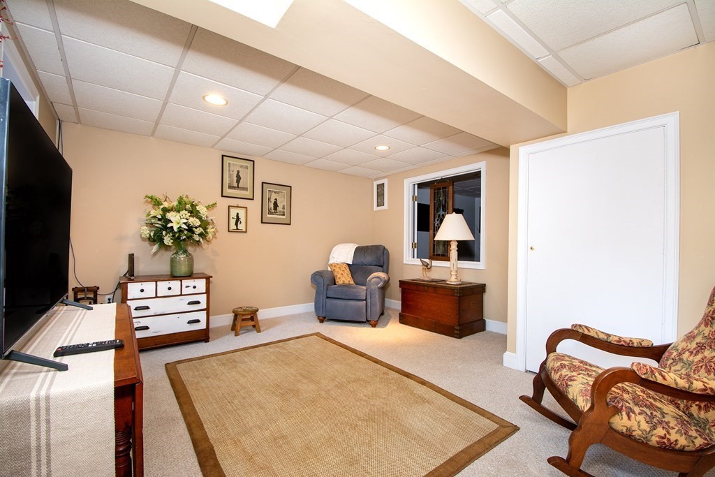 8 Merrill Road Hull, MA 02045 - Photo 25 of 42