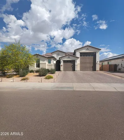 $625,000 | 7616 West Jones Avenue, Phoenix, AZ 85043
