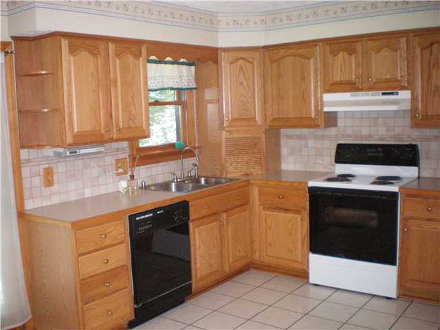 4908 Lyle Road Columbus, OH 43229 - Photo 4 of 20 Gallery Image 4