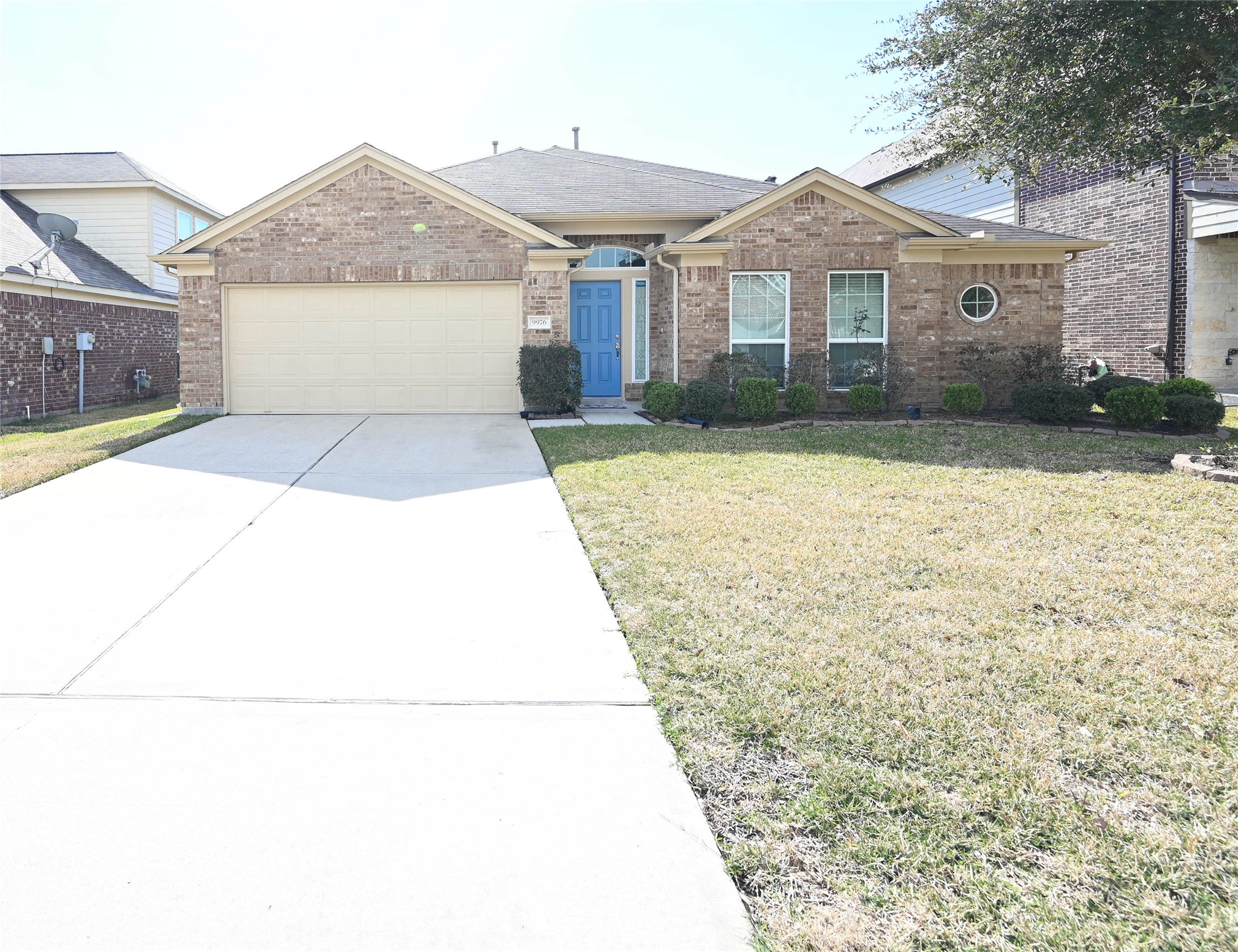 9976 Western Ridge Way Conroe, TX 77385 - Photo 2 of 35