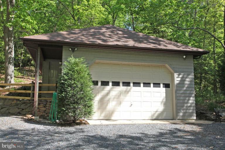 765 Snodgrass Road Crownsville, MD 21032 - Photo 3 of 20 Garage 1