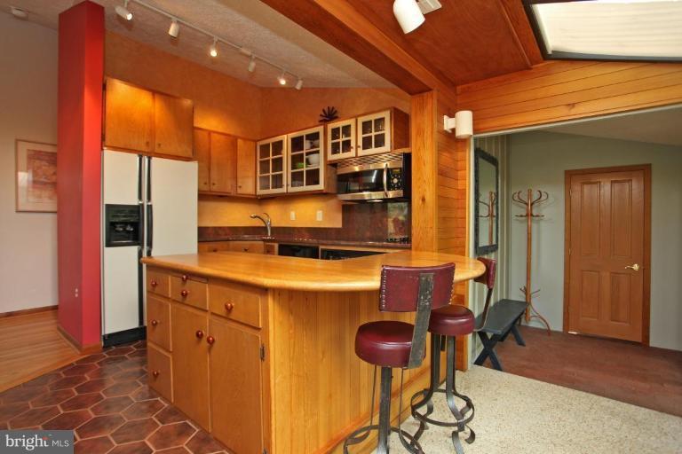 765 Snodgrass Road Crownsville, MD 21032 - Photo 4 of 20 Kitchen #2