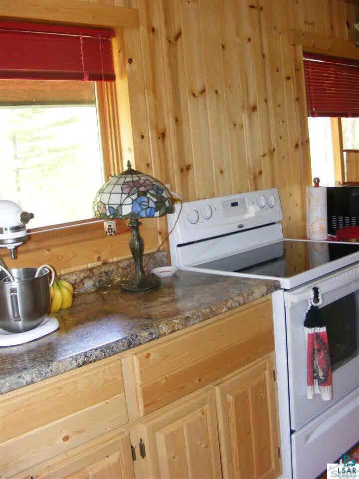 77515 West Maple Hill Road Washburn, WI 54891 - Photo 2 of 14 Gallery Image 2