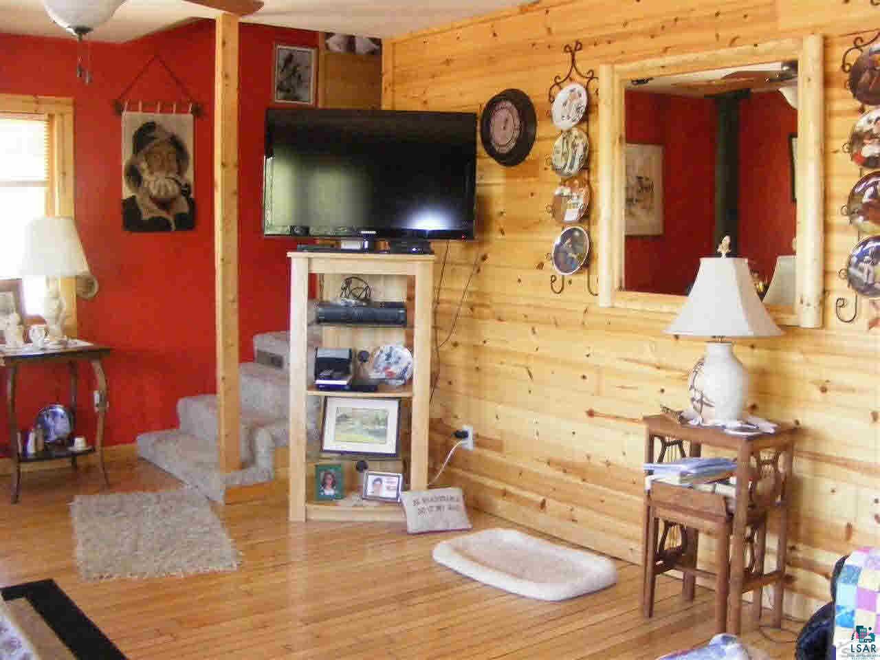 77515 West Maple Hill Road Washburn, WI 54891 - Photo 4 of 14 Gallery Image 4