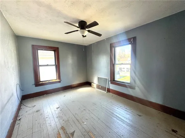 $65,000 | 904 West Clayton Street, New Castle, PA 16102