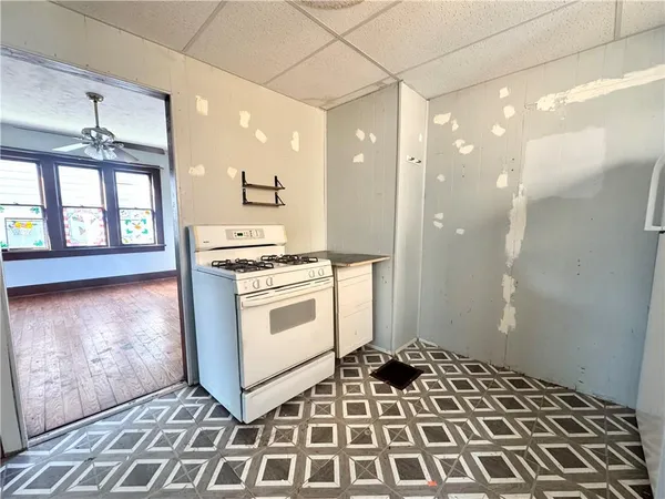 $65,000 | 904 West Clayton Street, New Castle, PA 16102