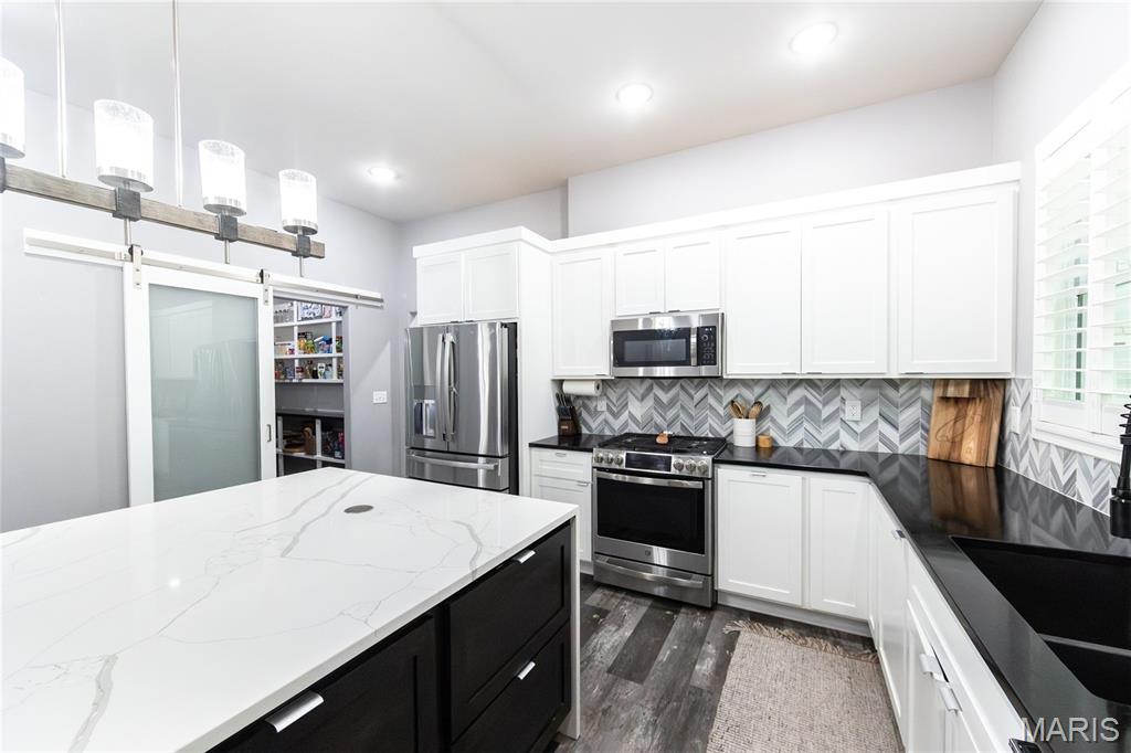 11475 Slate Circle Rolla, MO 65401 - Photo 17 of 68