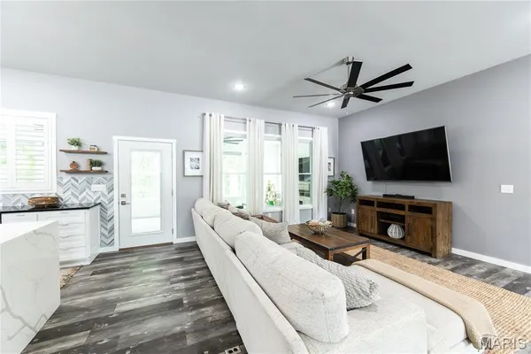$589,000 | 11475 Slate Circle, Rolla, MO 65401