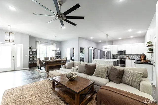 $609,900 | 11475 Slate Circle, Rolla, MO 65401