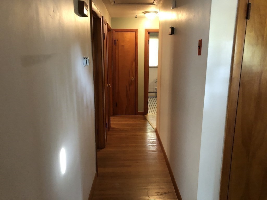 132 Pontoosic Road Westfield, MA 01085 - Photo 13 of 23 Gallery Image 13