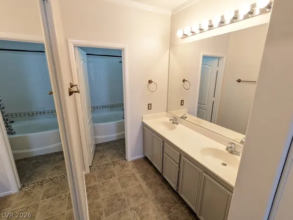 $1,875 | 9901 Trailwood Drive, Unit 1022, Las Vegas, NV 89134