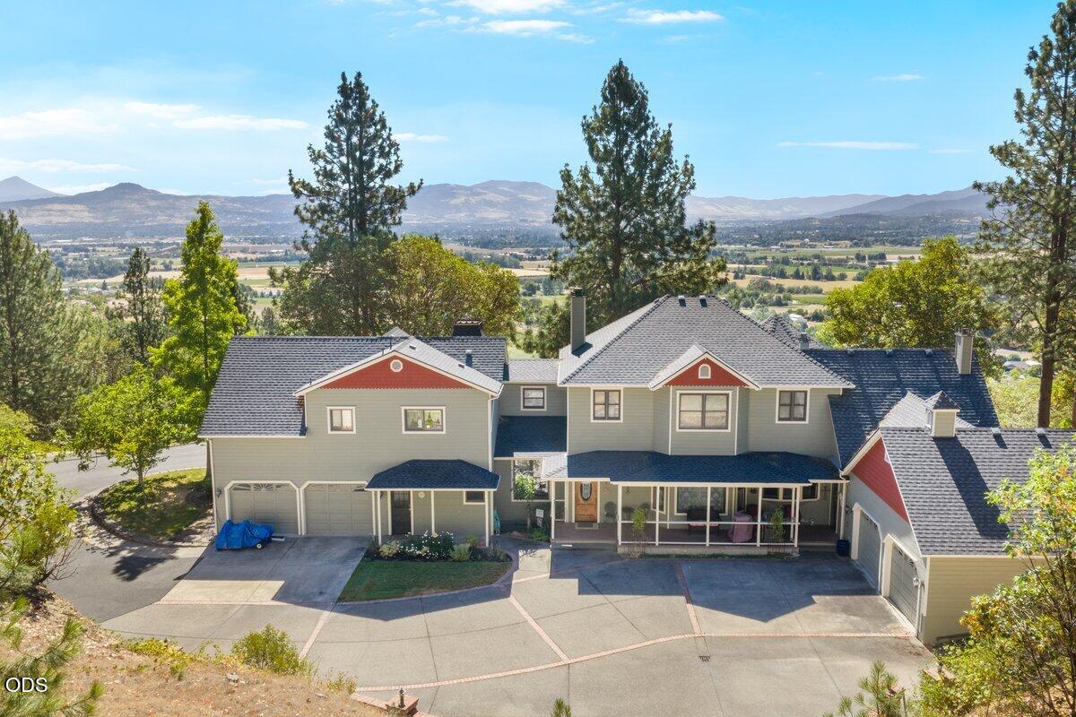 4303 Tami Lane Central Point, OR 97502 - Photo 41 of 49